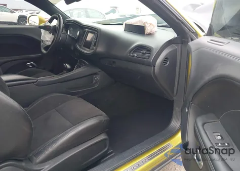 2021 Dodge Challenger R/T z USA, uszkodzony, nr VIN 2C3CDZBT5MH635251